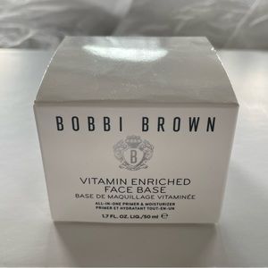 CCO ⬇️  Bobbi Brown Vitamin Enriched Face Base 50ml